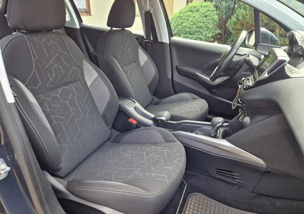 Peugeot 2008 cena 47999 przebieg: 97000, rok produkcji 2017 z Bieruń małe 301